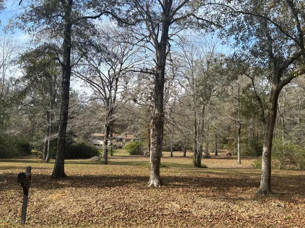 405 Old Highway 49, Wiggins, MS 39577