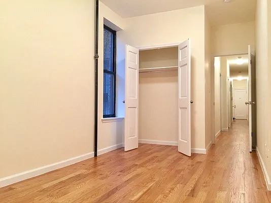 Rented by NYLA Realty | media 23