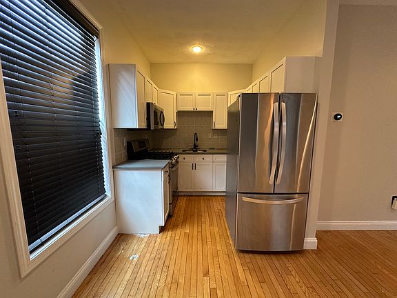 5th image of 740 Broadway #L