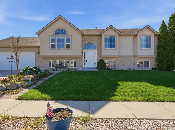 3973 W 4950 S, Roy, UT 84067