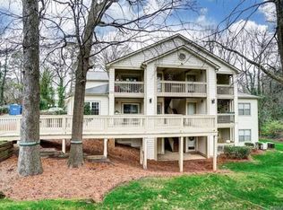1001 Churchill Downs Ct APT E, Charlotte, NC