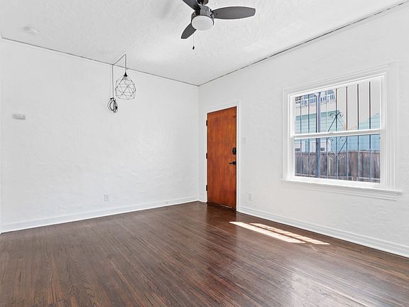 2nd image of 1001 E 5th St #1/2