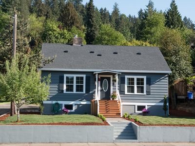 710 S McLoughlin Blvd, Oregon City, OR, 97045