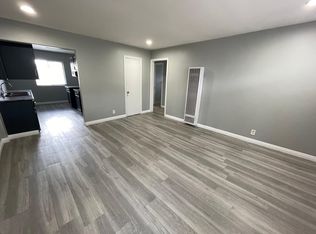 10054 State St #D, Lynwood, CA 90262