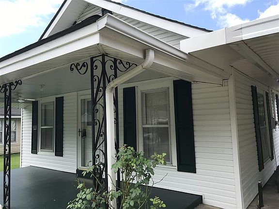 4th image of 413 Fuller Ave