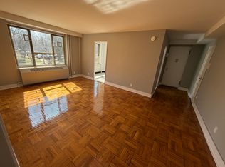 (Undisclosed Address), Fresh Meadows, NY 11365