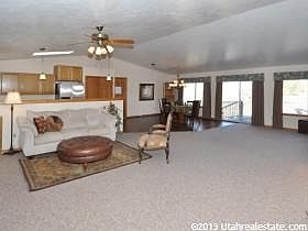 5th image of 237 Country Club Dr