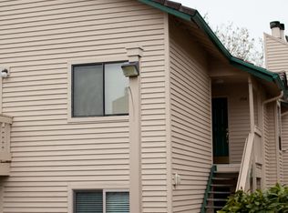 86 Kingsgate Rd UNIT B103, Lake Oswego, OR 97035