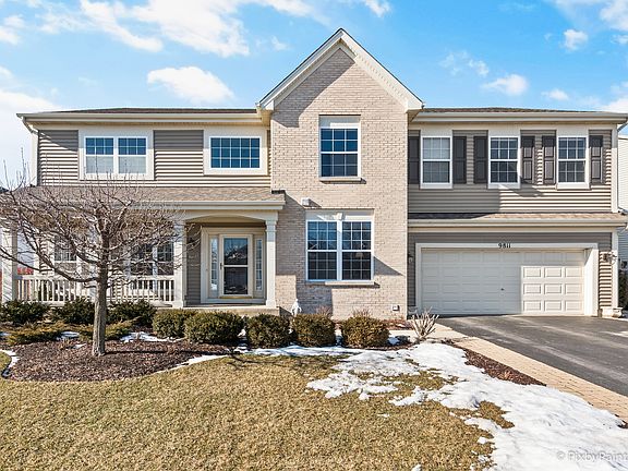 2nd image of 9811 Aberdeen Ln