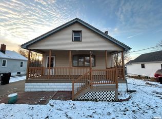 105 Fairview Ct, Creve Coeur, IL