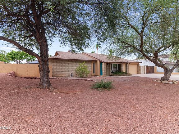 4th image of 2338 E YUCCA Street