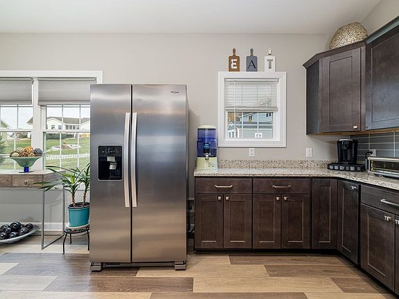 4th image of 323 Hope Haven Ct
