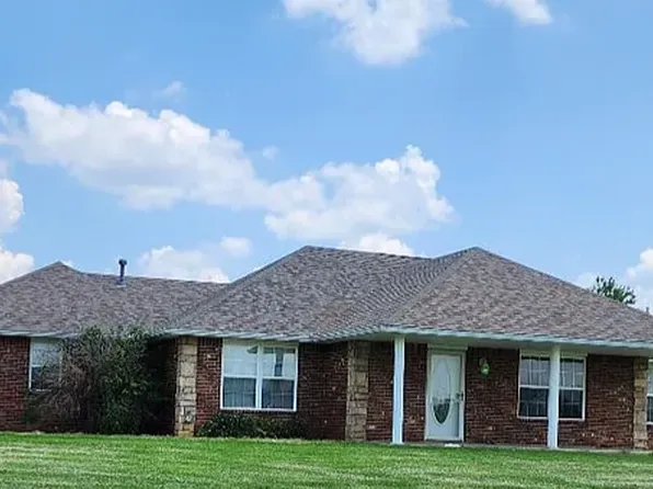 121 Carmin Dr, Shawnee, OK 74804