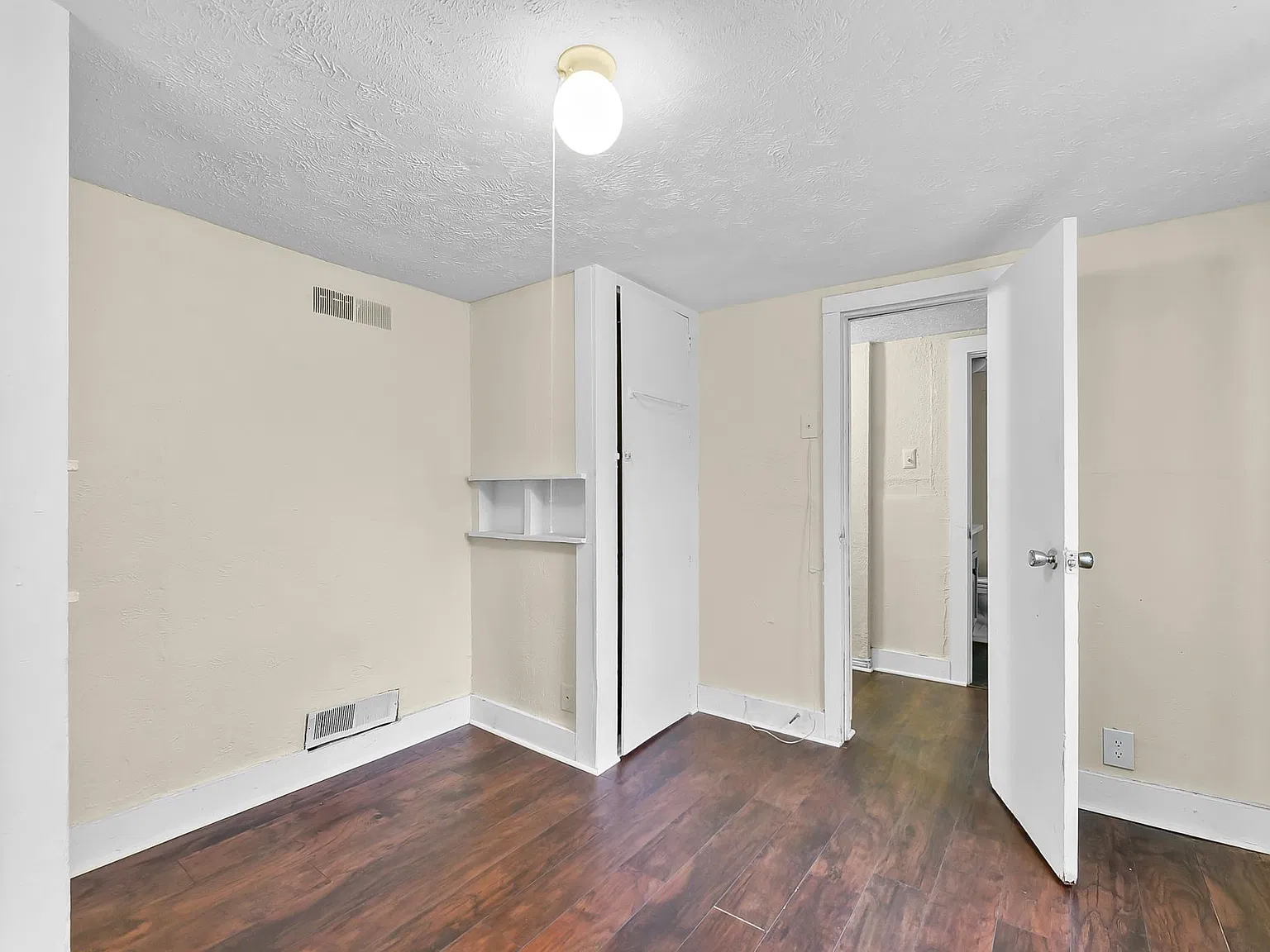 3 bed, 1424 sqft, $1,495 — Photo 4