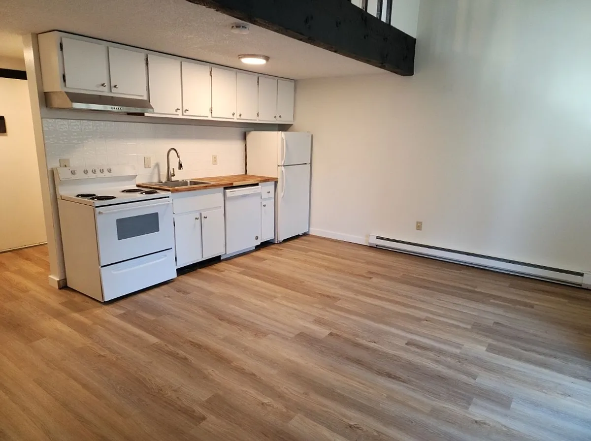 Building Photo - Regal Lofts