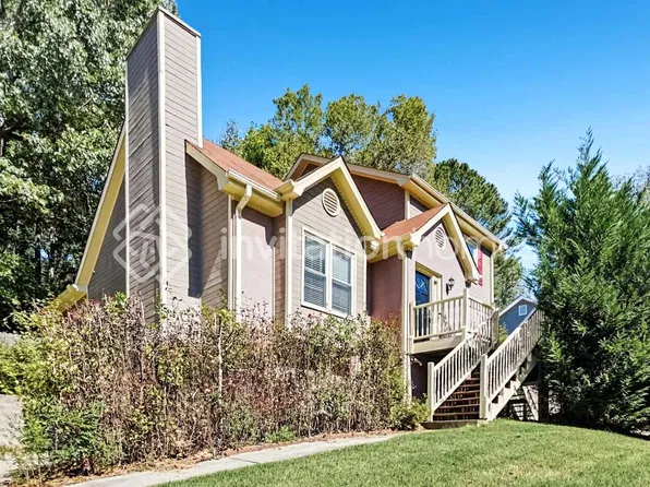 22 Peggy Ct NW, Marietta, GA 30064