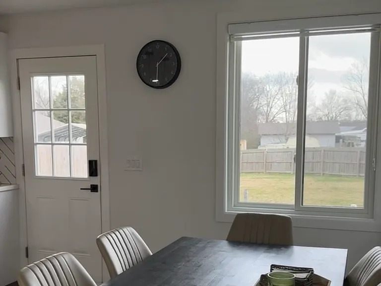 5018 Madeline Dr — Photo 1