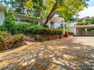 15300 Kingswood Ln, Sherman Oaks, CA 91403