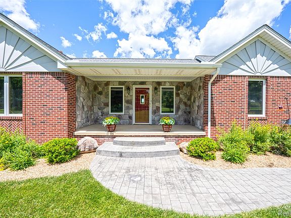 4th image of 5233 Crawford Rd