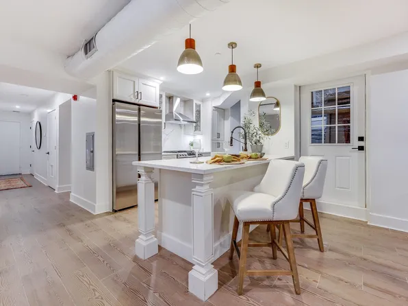 81 Van Reypen St APT 1, Jersey City, NJ 07306