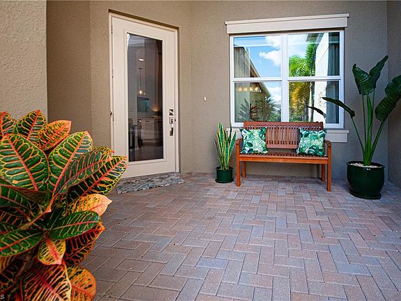 3rd image of 28528 Lobos CIR