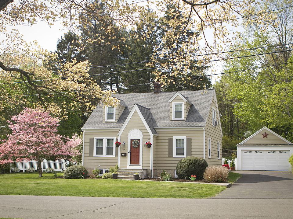 Cape and Detached Garage