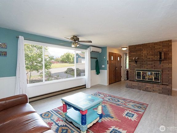 3rd image of 806 S E Street