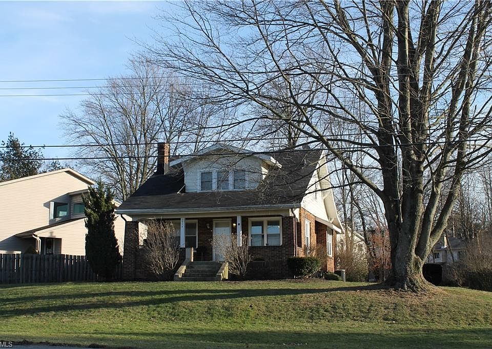 1st image of 2978 Upham Dr