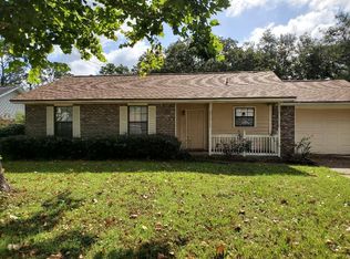 582 Peppertree Ln, Pensacola, FL 32506