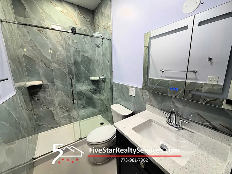4635 N Clark St #1 — Photo 11