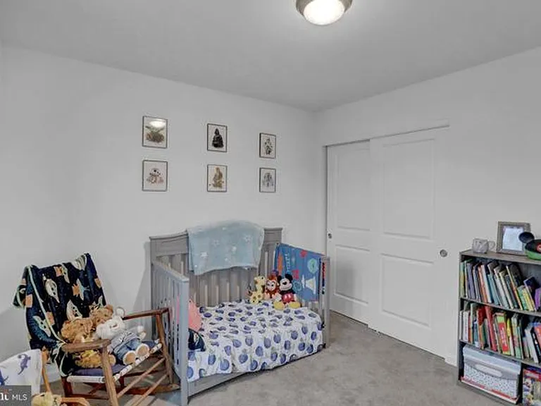 8153 Lenker Dr — Photo 18