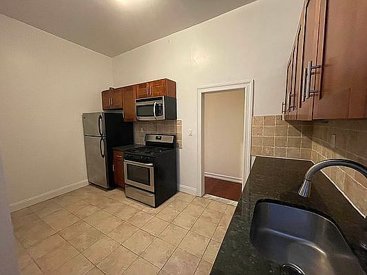 2nd image of 260 Fort Washington Ave #6A