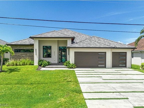 2nd image of 4612 SW 22nd Place Cpe