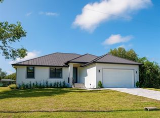 16760 Acapulco Rd, Punta Gorda, FL 33955