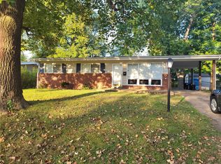 505 Larry Dr, Florissant, MO 63033