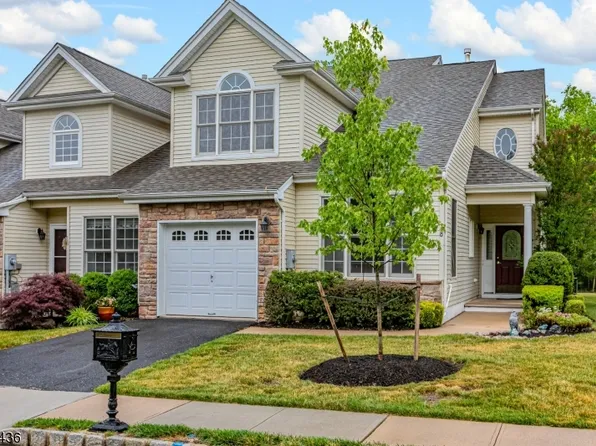 8 Yates Ave, Franklin Twp., NJ 08873
