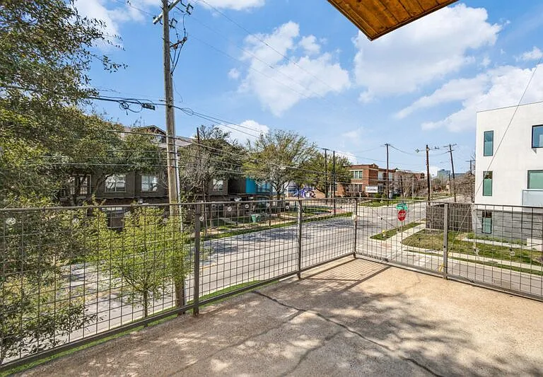 2522 N Henderson Ave #3 — Photo 16