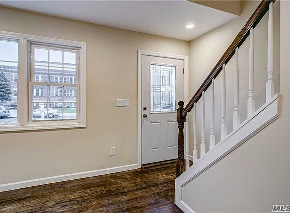 5th image of 242 Belmont Blvd