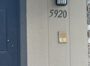 5920 S Westcreek Ct, Fort Worth, TX 76133