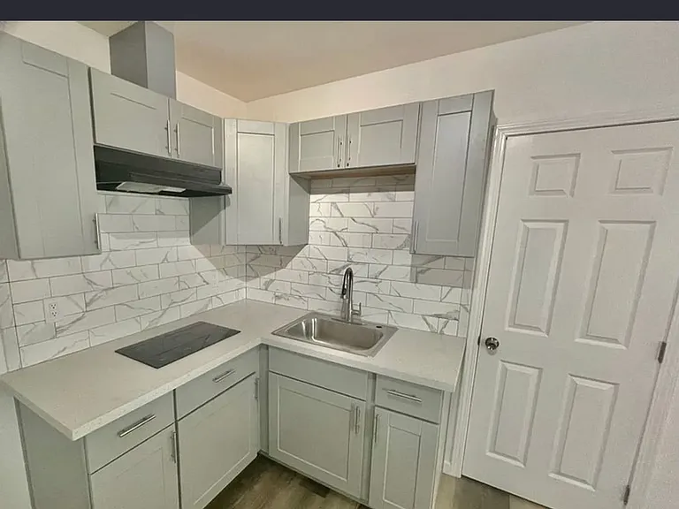 690 Cascade Ln #2 — Photo 9