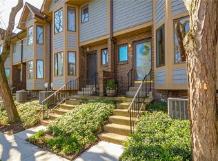 397 Alexander St APT 17, Rochester, NY 14607