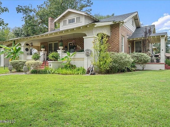 2nd image of 509 Jackson Ave