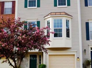 6328 Dakine Cir, Springfield, VA 22150