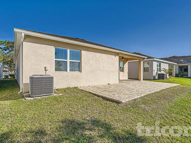 10514 Medford Lake Dr — Photo 17