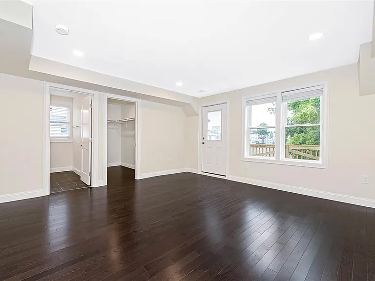 68 Winchester St #2 — Photo 22