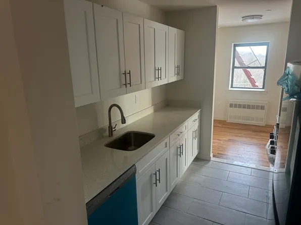 671 Bronx River Rd, Yonkers, NY