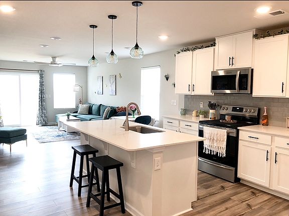 2nd image of 2742 Legacy Ridge Ln