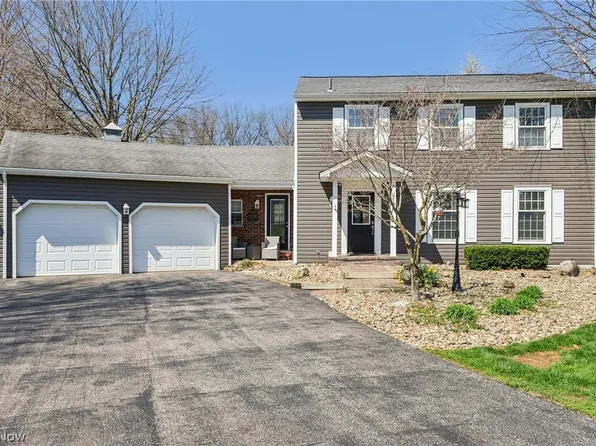 1957 Henn Hyde Rd NE, Warren, OH 44484