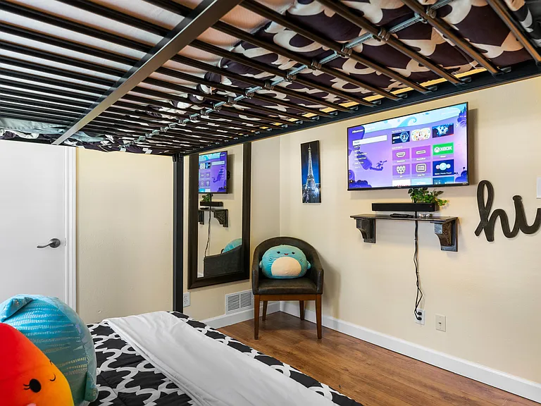 7218 Ridgeview Dr — Photo 23