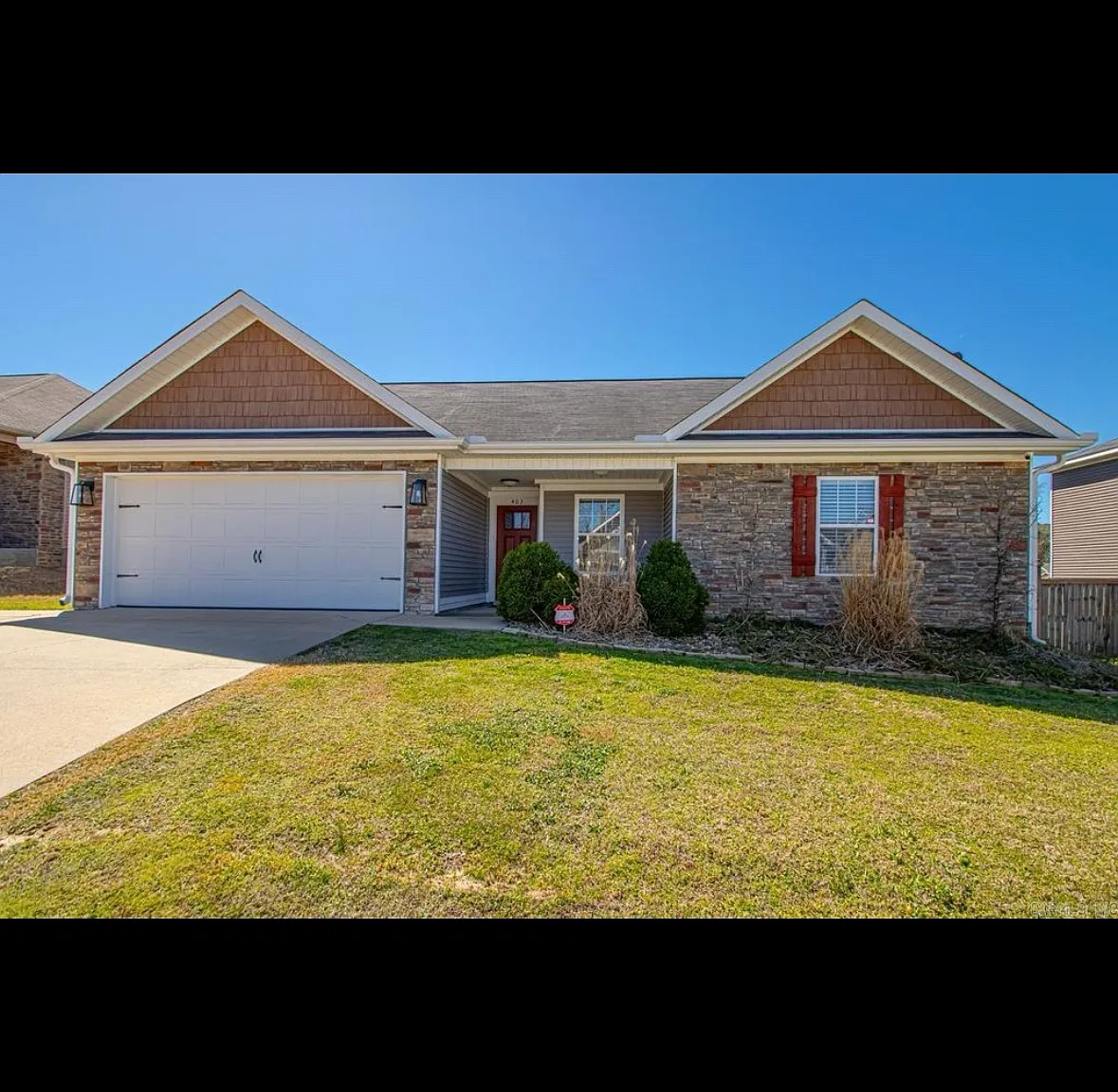 403 Carriage Dr — Photo 1